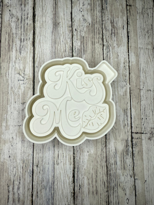 Kiss Me Freshie Mold
