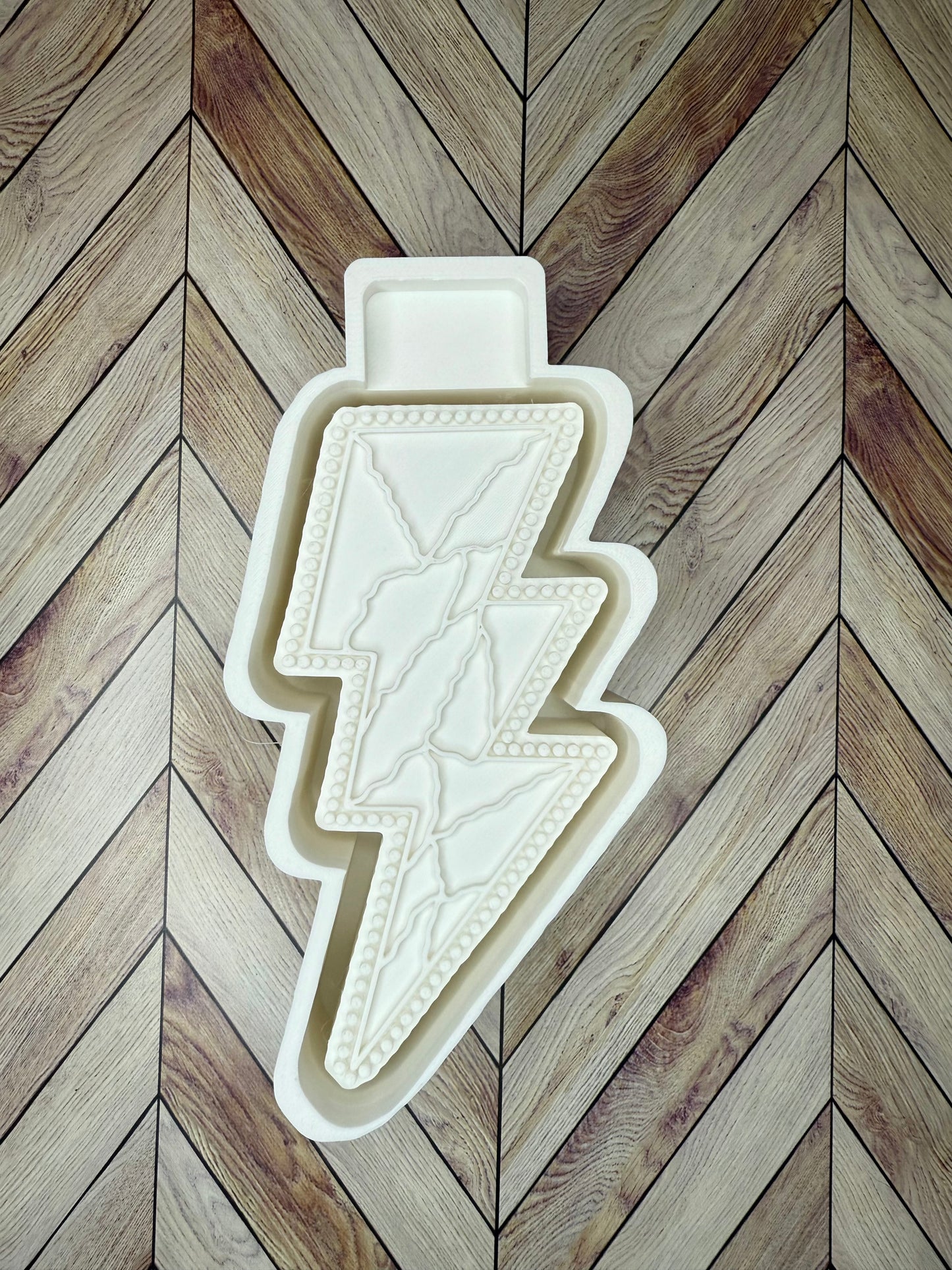 Marbled Lightning Bolt